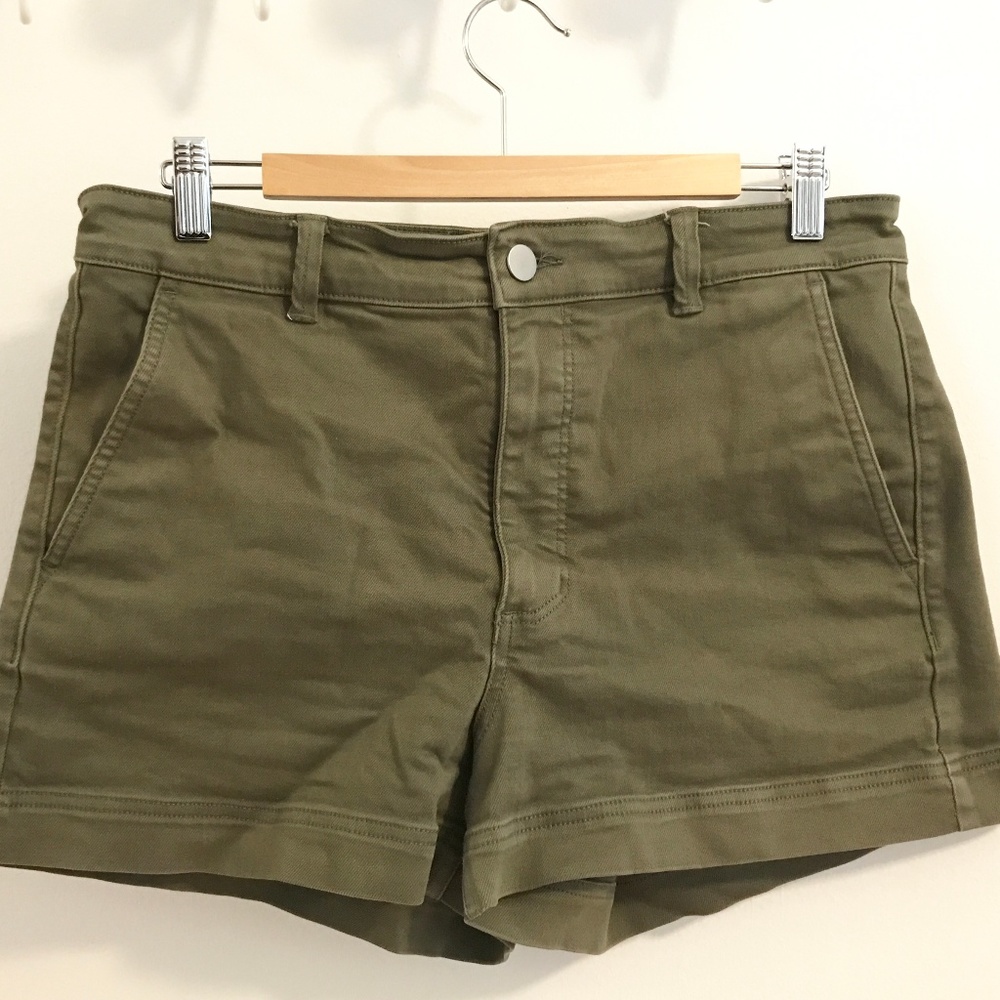 The Cotton Twill Short - Surplus Green